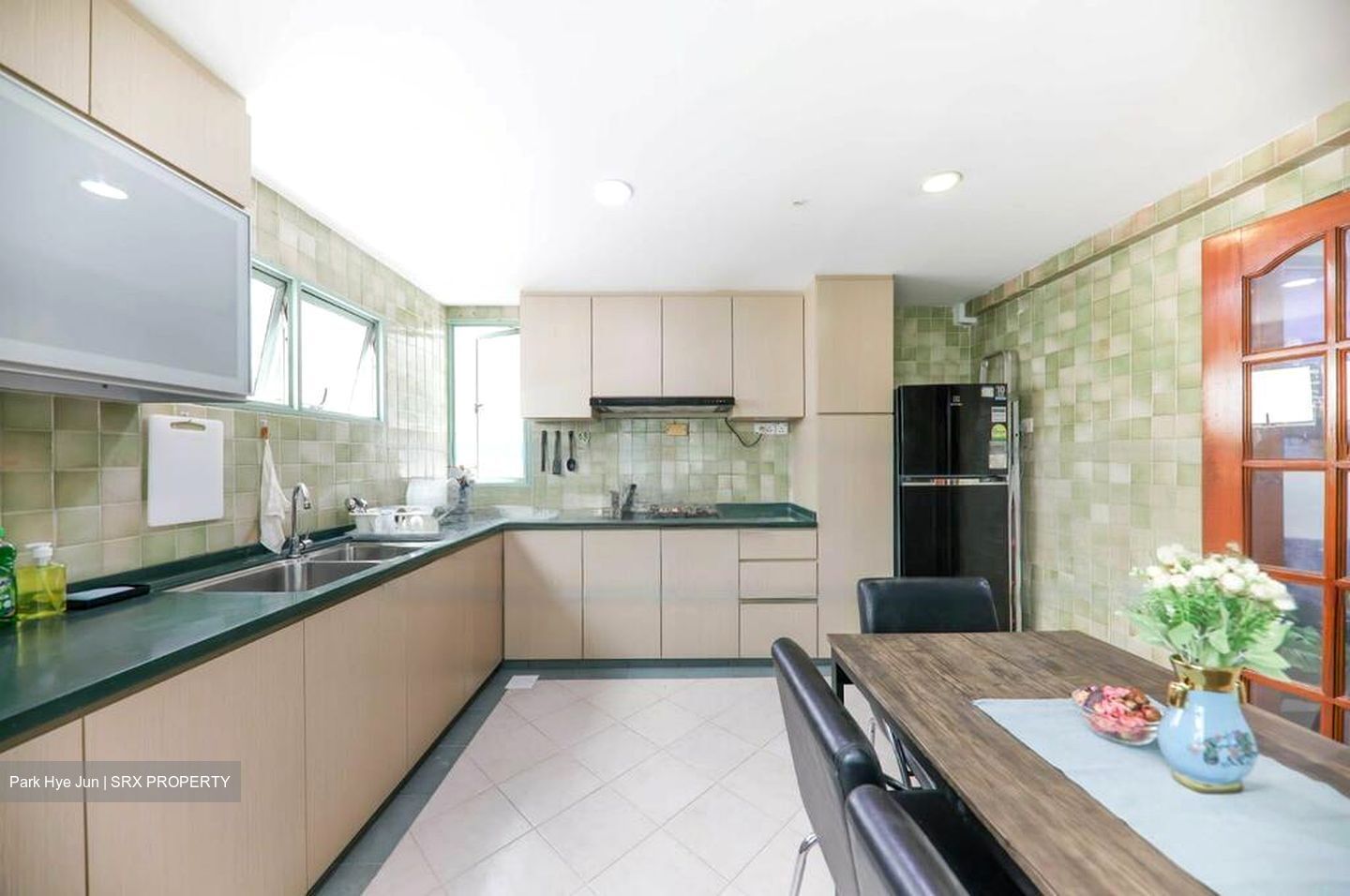 Sophia Crest (D9), Apartment #560547101